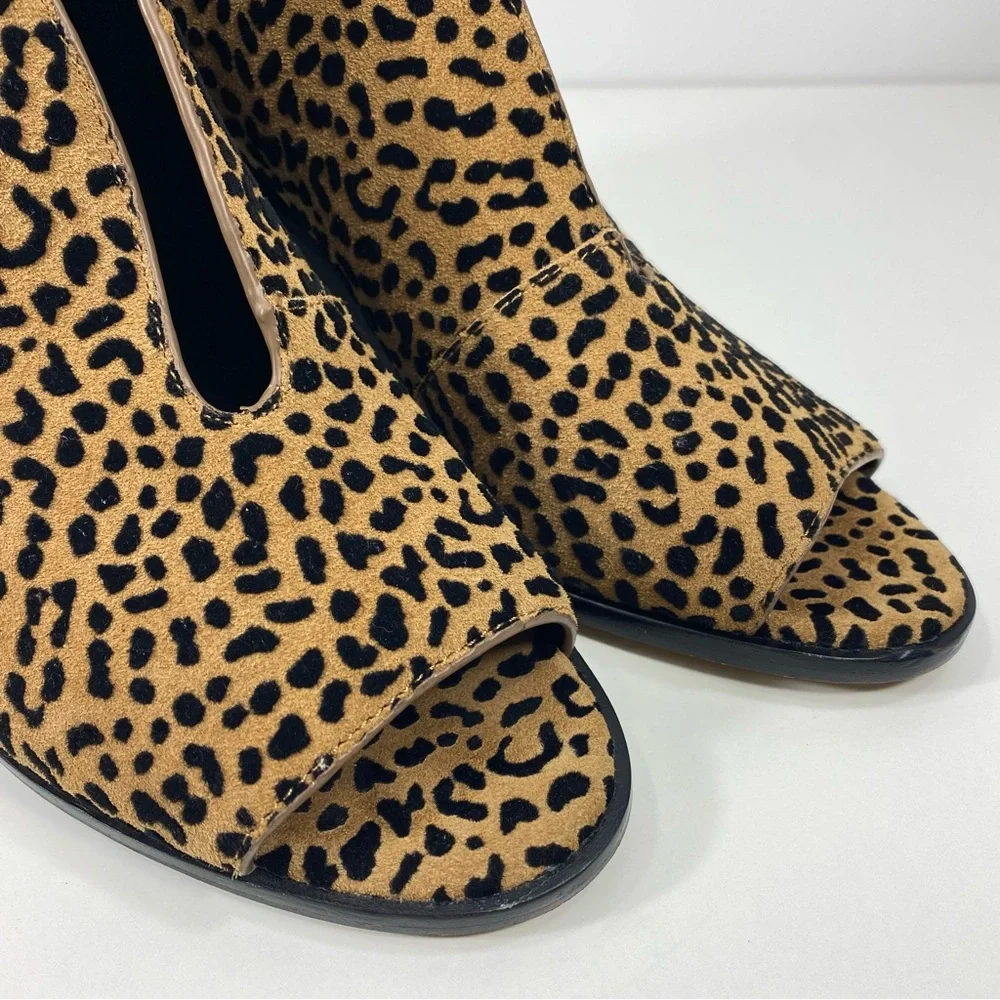 1. State Eren Cheetah Print Tan Suede Leather V Cut Vamp Peep Toe Wedges Heels 9